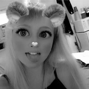 Meet your Posher, Katelynn